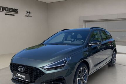 Hyundai i30 7.950 km 23.990 &euro; Soest 59494