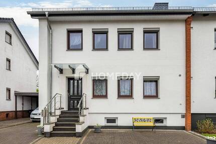 Modernisiertes Einfamilienhaus mit flexibler Aufteilung, viel Platz und großem Garten