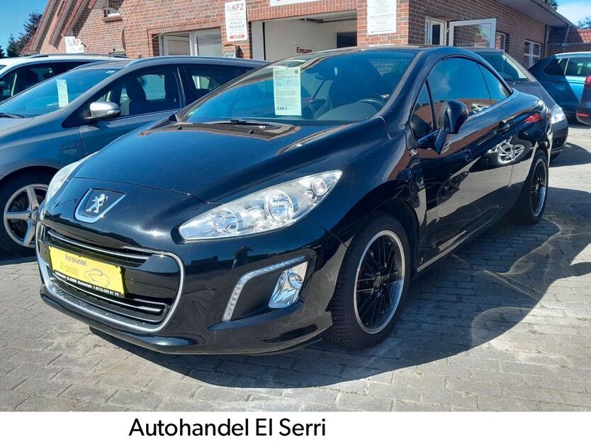Peugeot 308 120.000 km 6.950 € Upgant-Schott 26529