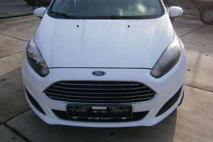Ford Fiesta 115.083 km 4.600 &euro; Fröndenberg 58730