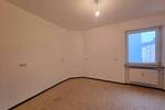 Großzügige 3 Zimmer Wohnung mit Balkon