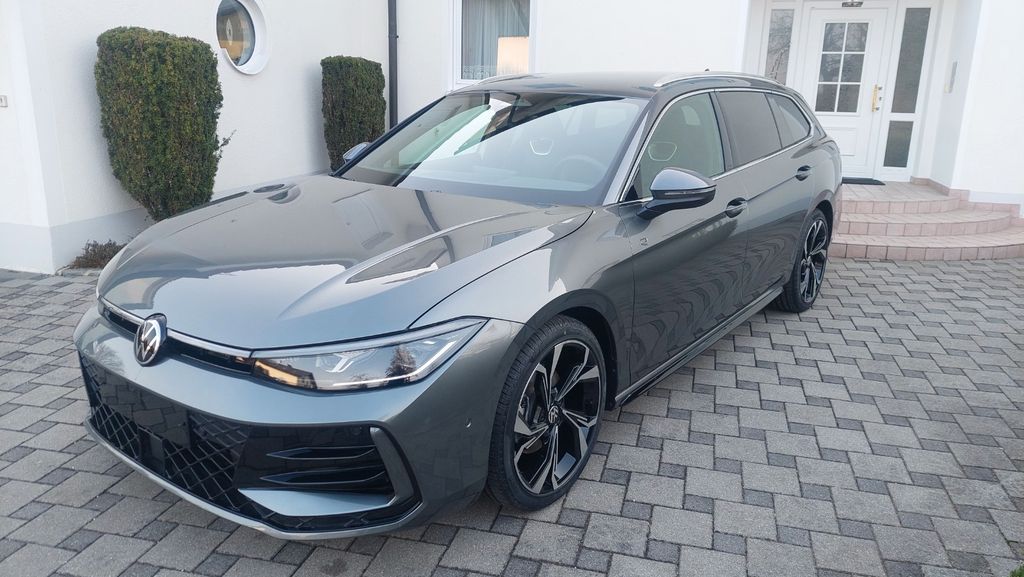VW Passat Variant 7.338 km 36.990 &euro; Simbach 94436