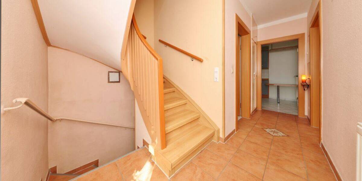 Doppelhaushälfte Wilhelmshaven Innenstadt - 5 Zimmer, 93 m&sup2;, 260.000&euro; | Angebot:26825657