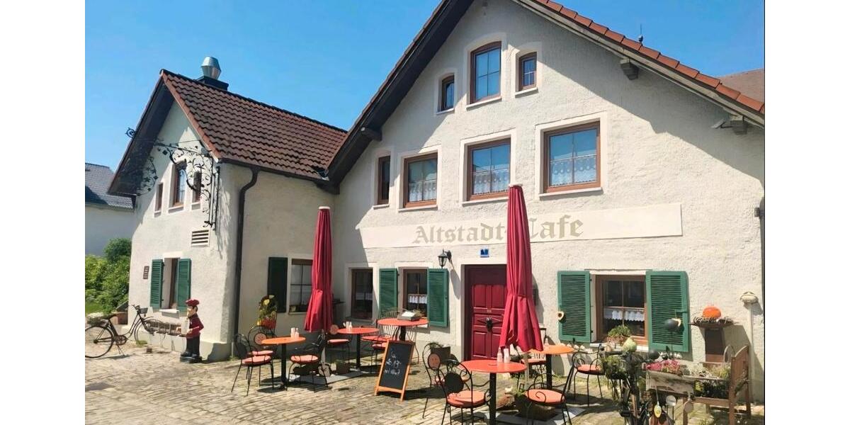 Einfamilienhaus Beilngries - 12 Zimmer, 230 m&sup2;, 645.000&euro; | Angebot:25324191