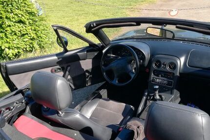 Mazda MX-5 70.000 km 9.999 &euro; Friedeburg 26446