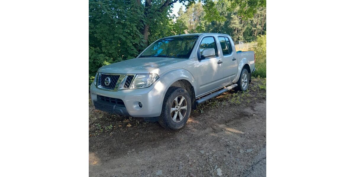 Nissan Navara 127.000 km 8.250 &euro; Bad abbach 93077