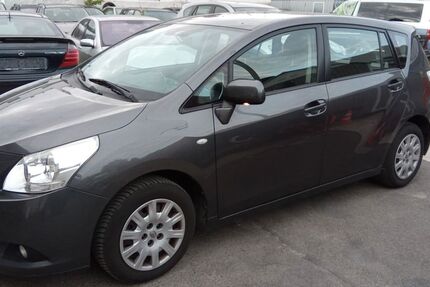 Toyota Verso 167.999 km 6.799 &euro; Berlin 12247