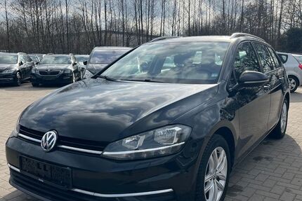 VW Golf 231.266 km 8.499 &euro; Neumünster 24539