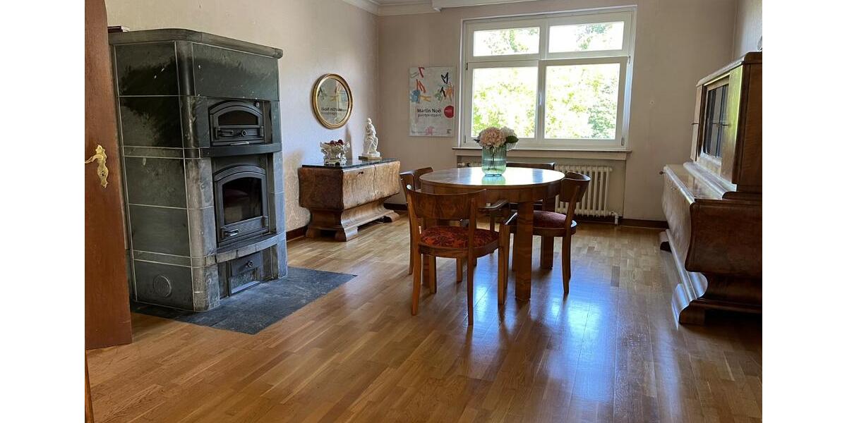 Villa Hückeswagen - 7 Zimmer, 250 m&sup2;, 620.000&euro; | Angebot:26764380