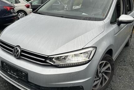 VW Touran 149.000 km 17.990 € Kreuztal 57223