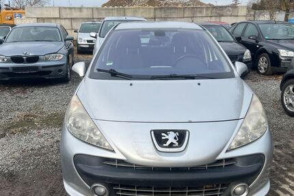 Peugeot 207 140.600 km 1.499 &euro; Ergoldsbach 84061