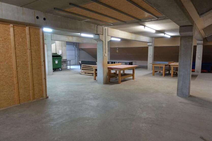 Halle in Bad Tölz 2.400 € 500 m²