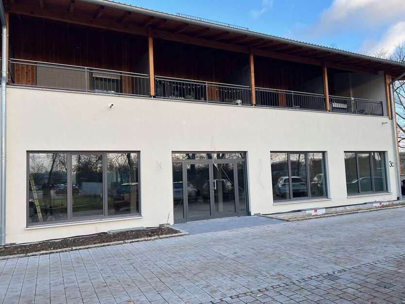 Büro in Weiden 2.650 € 290 m²