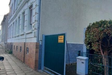 Grundstück und Haus