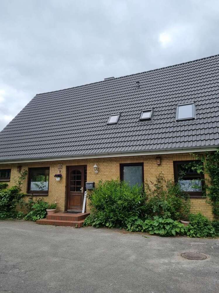 Haus zum Kaufen in Harrislee 438.999 € 164 m²