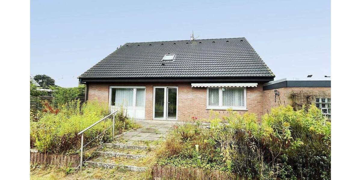 Großzügiges Einfamilienhaus im Dornröschenschlaf! - ruhige Lage von Reckenfeld - 6 zimmer