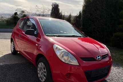 Hyundai i20 150.000 km 2.100 &euro; Gemünden 56479