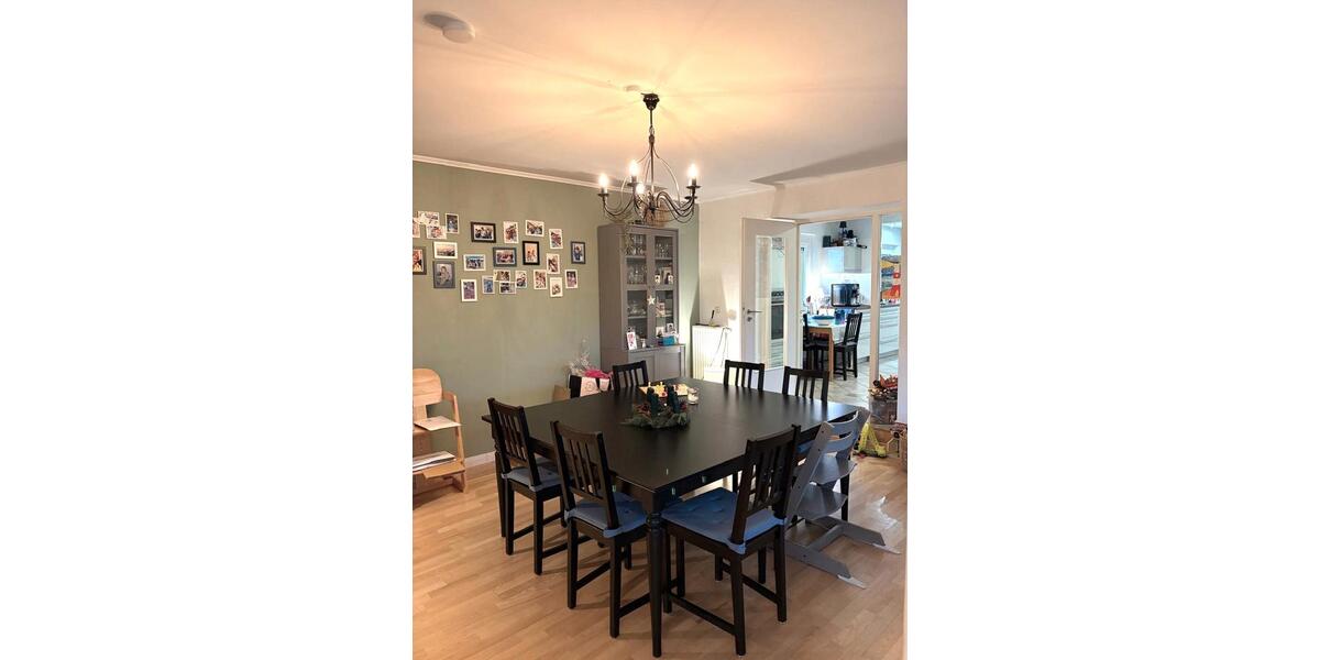 Mehrfamilienhaus, Wohnhaus Prisdorf - 6 Zimmer, 235 m&sup2;, 2.050&euro; | Angebot:26327511