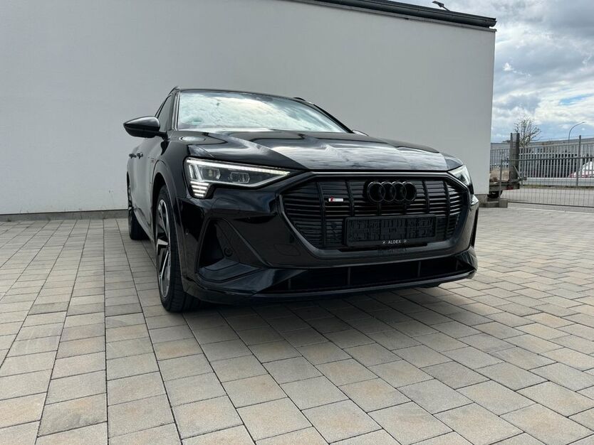 Audi e-tron 66.000 km 37.499 € Altheim 84051