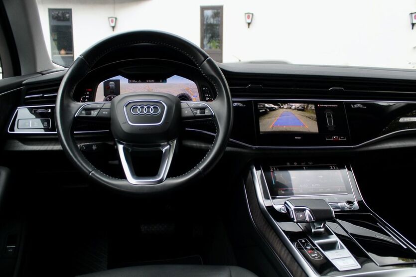 Audi Q7 115.000 km 44.870 € Köln 51107
