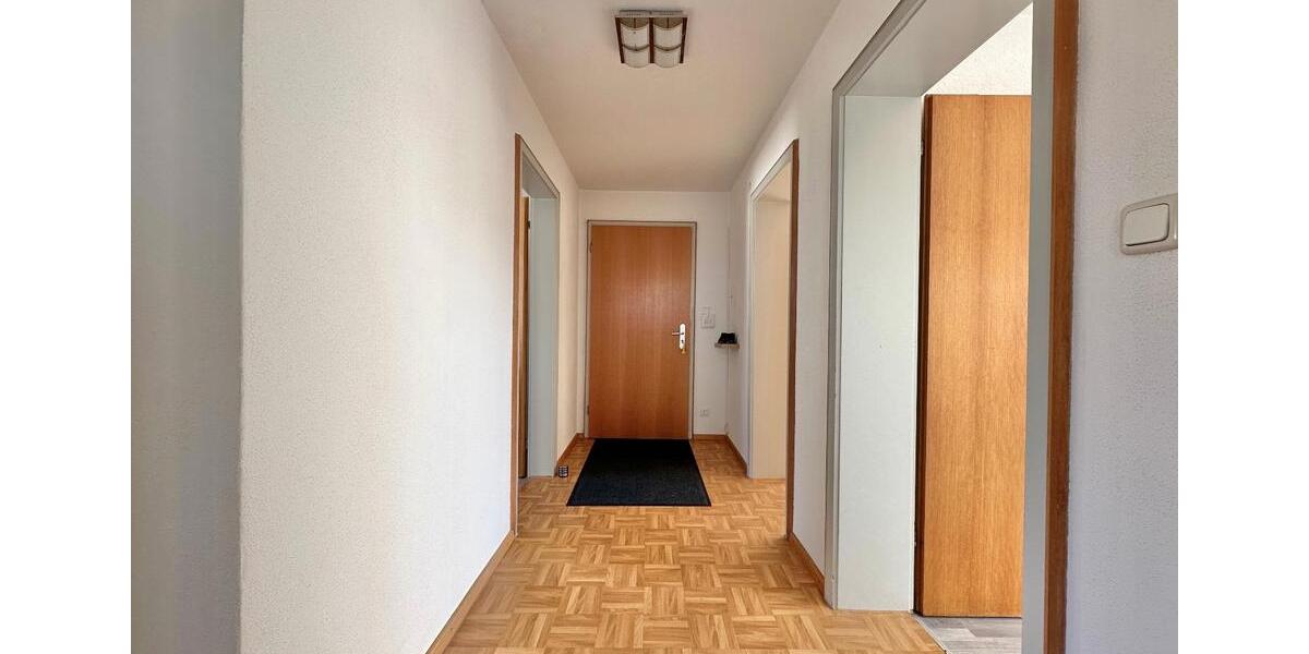 Etagenwohnung Türkheim - 3 Zimmer, 75 m&sup2;, 830&euro; | Angebot:26403452