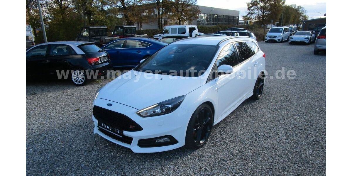 Ford Focus 177.000 km 8.999 &euro; Thannhausen 86470