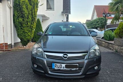 Opel Astra 278.513 km 2.800 &euro; Rüdesheim am Rhein 65385