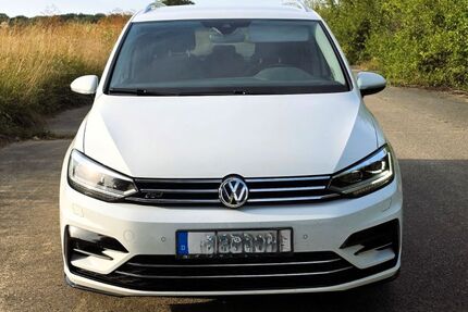 VW Touran 151.000 km 15.999 &euro; Sickte 38173