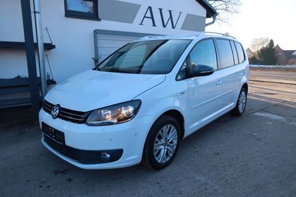 VW Touran 140.455 km 7.850 &euro; Groß Oesingen 29393