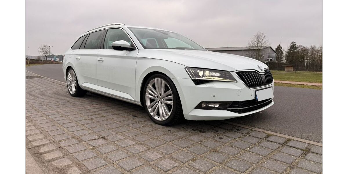 Skoda Superb 157.000 km 15.999 &euro; Celle 29225