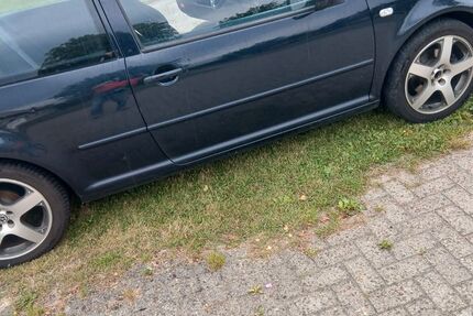 VW Golf 221.000 km 1.500 &euro; Geestland 27624