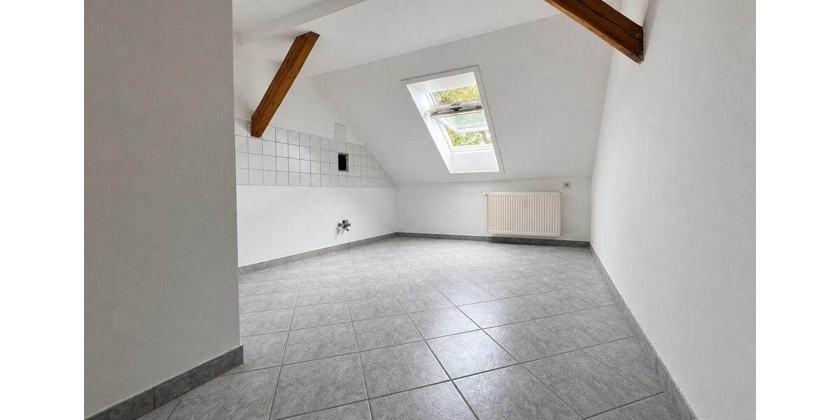 Dachgeschoßwohnung Zittau Dittelsdorf - 4 Zimmer, 82 m&sup2;, 500&euro; | Angebot:26384041
