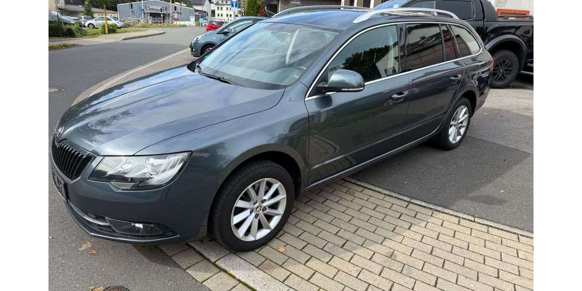 Skoda Superb 217.650 km 6.100 &euro; Lüdenscheid 58515