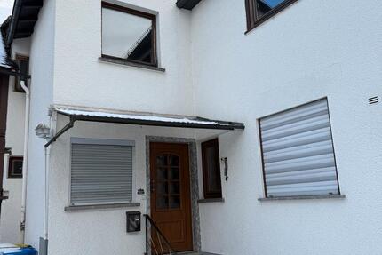 Geräumiges 7-Zimmer-Einfamilienhaus in ruhiger Lage von Aßlar 7 zimmer