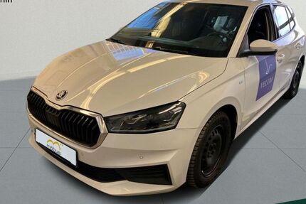 Skoda Fabia 63.437 km 17.975 &euro; Berlin 13088