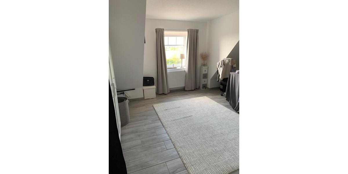 Dachgeschoßwohnung Owschlag - 3 Zimmer, 99 m&sup2;, 990&euro; | Angebot:26214645