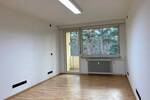 Charmante 3-Zimmer-Wohnung mit Loggia in gepflegtem Mehrfamilienhaus - ab dem 1.9. bezugsfrei