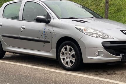 Peugeot 206 119.000 km 2.700 &euro; Fellbach 70736