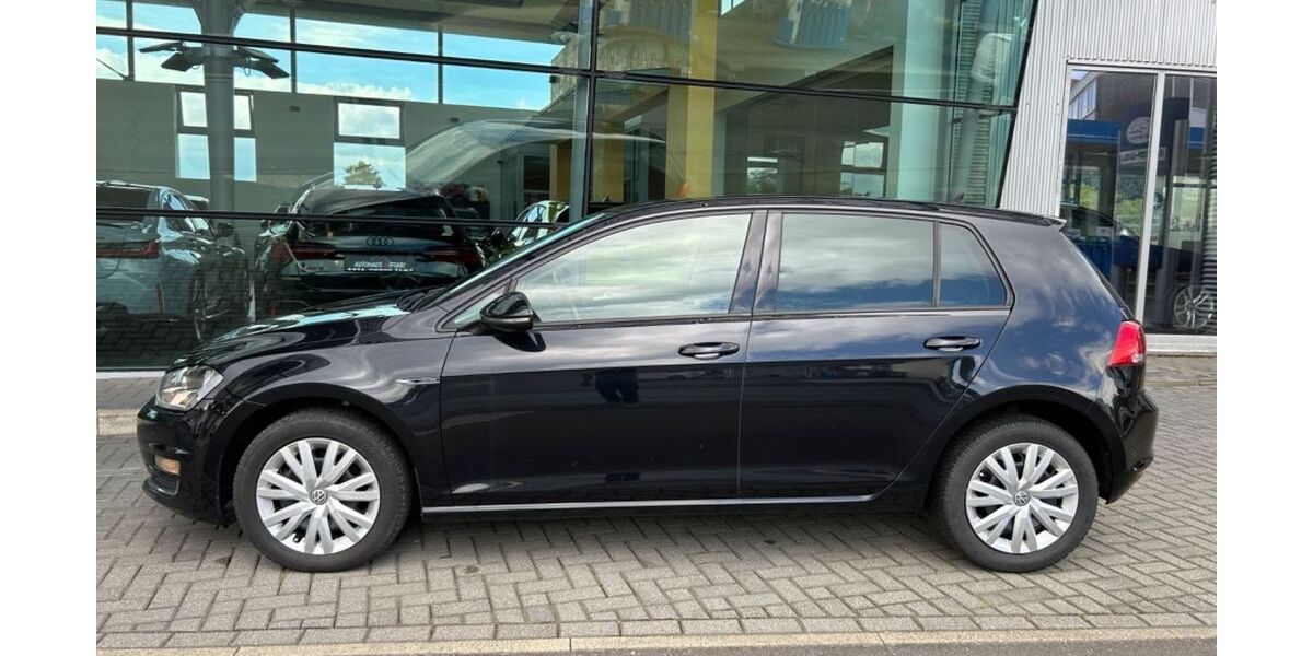 VW Golf 195.000 km 8.250 &euro; Niestetal bei Kassel 34266