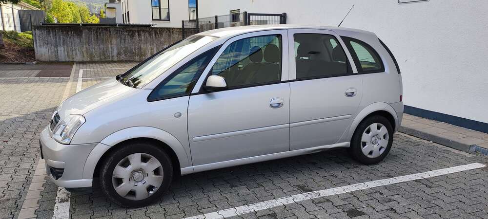 Opel Meriva 135.000 km 3.650 &euro; München 81249