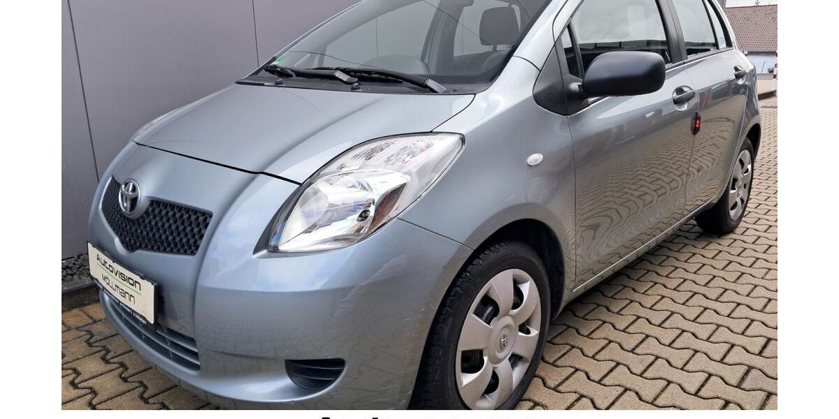 Toyota Yaris 28.003 km 5.980 &euro; Schlüchtern 36381