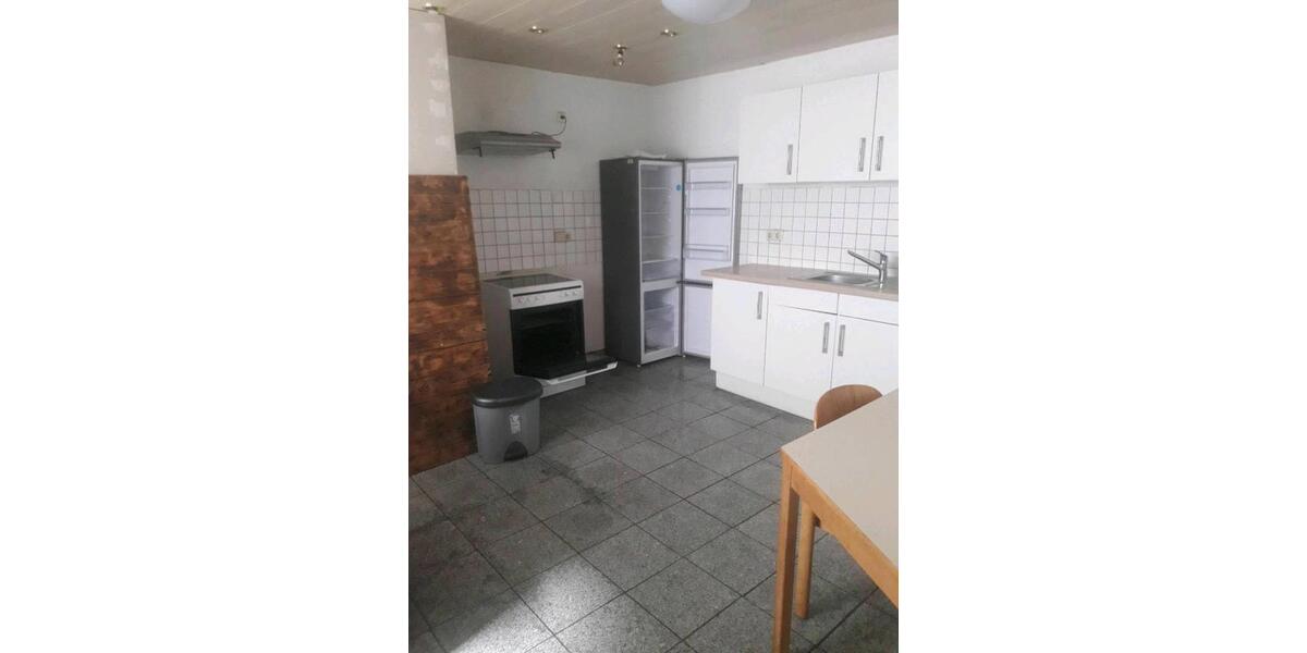 Einfamilienhaus Oberaurach - 7 Zimmer, 150 m&sup2;, 175.000&euro; | Angebot:26706119