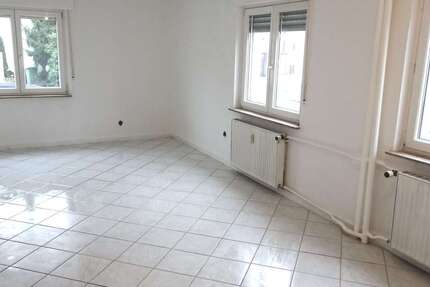 Wohnung Viernheim - 3 Zimmer, 90 m&sup2;, 725&euro; | Angebot:26507786