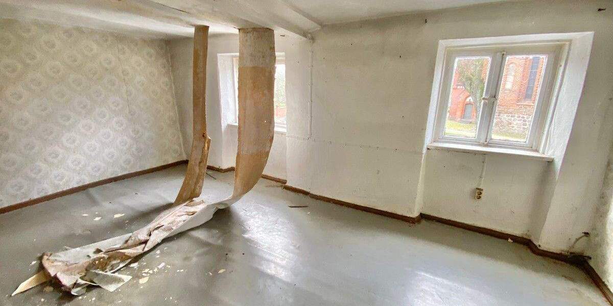 Mehrfamilienhaus, Wohnhaus Gnoien - 7 Zimmer, 109 m&sup2;, 19.900&euro; | Angebot:26128155