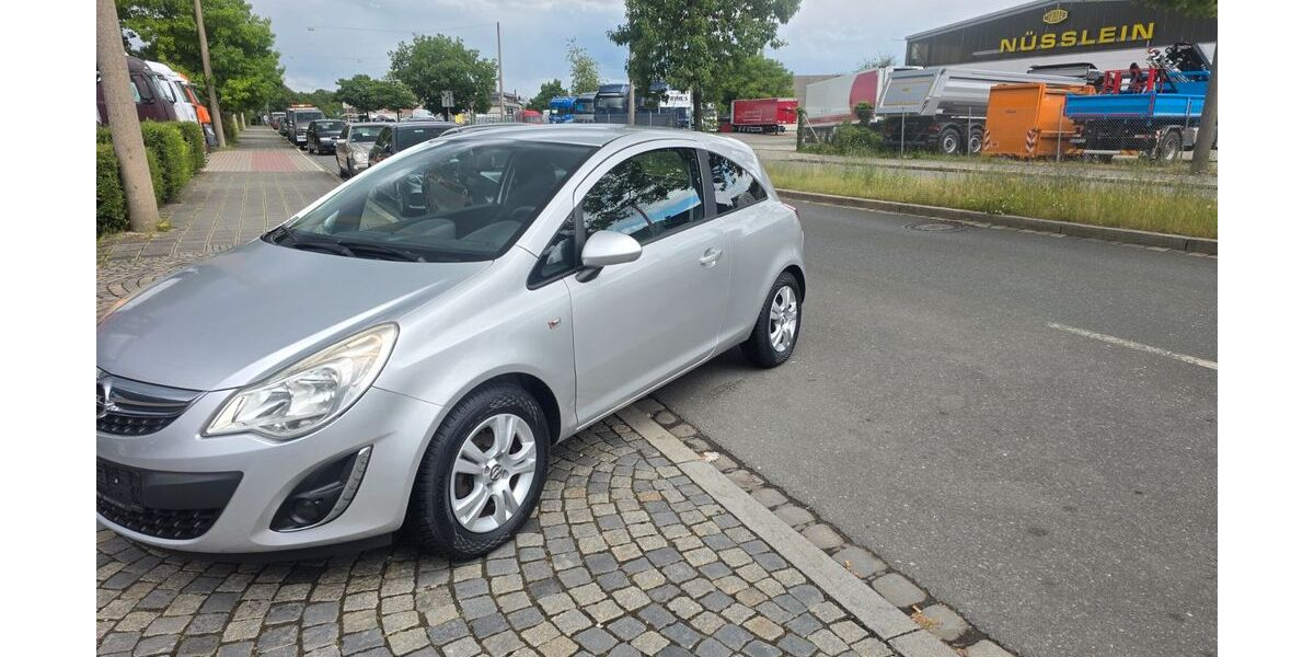 Opel Corsa 35.000 km 4.150 &euro; Fürth Burgfarrnbach 90768