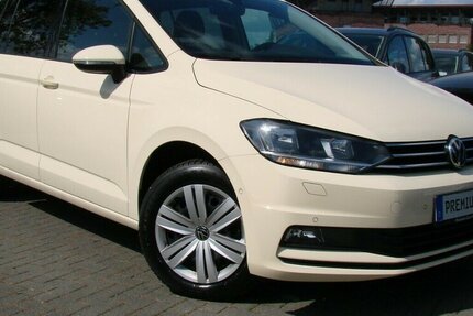 VW Touran 2.0TDI TAXI 7-Sitzer Leder Kamera AHK 89.165 km 24.980 &euro; Falkensee 14612