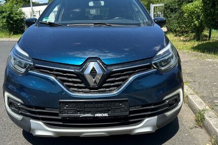Renault Captur 105.313 km 7.900 &euro; Düsseldorf 40231