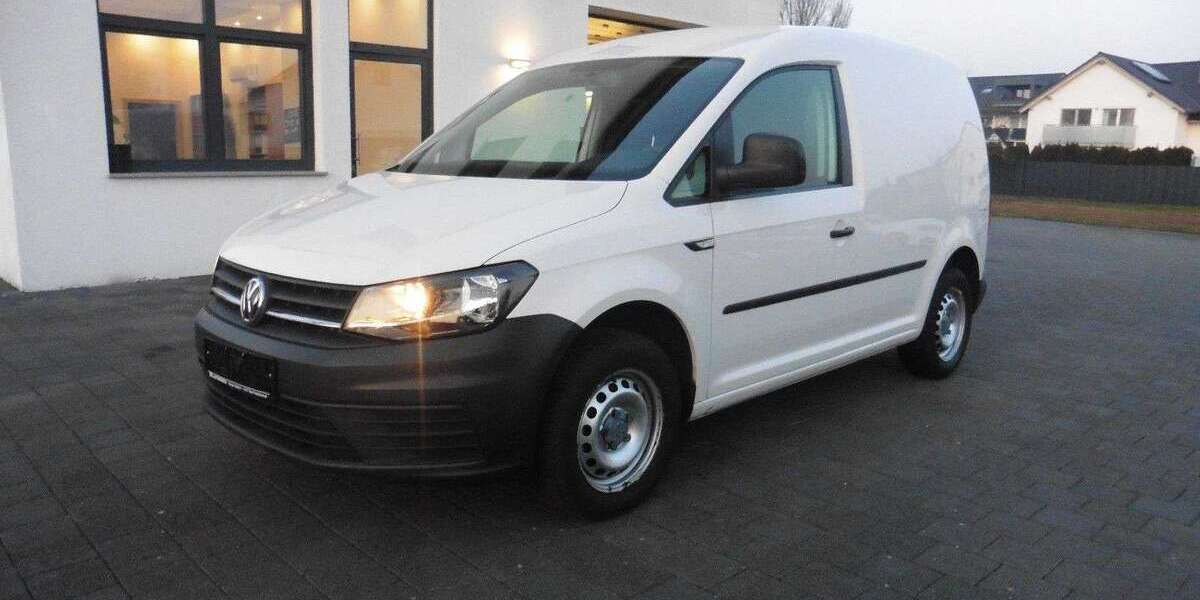 VW Caddy 114.500 km 9.990 &euro; Bad-Friedrichshall 74177