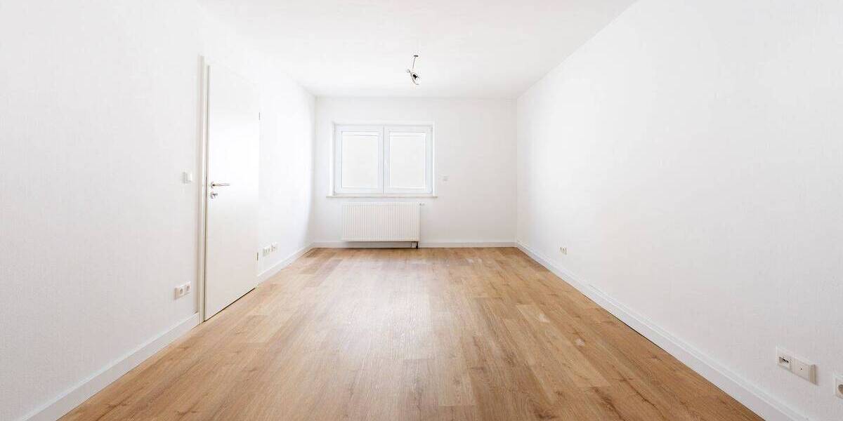 Reihenmittelhaus Straubing - 4 Zimmer, 121 m&sup2;, 1.140&euro; | Angebot:25664872