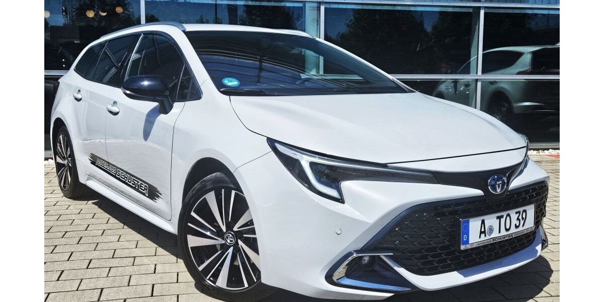 Toyota Corolla 11.500 km 30.890 &euro; Stadtbergen 86391